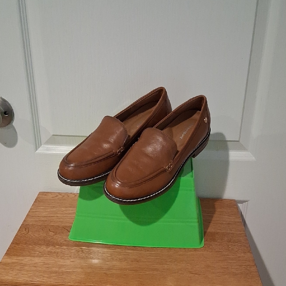 EASY SPIRIT Jayli Tan Leather Slip-On Loafers